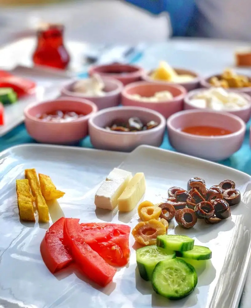 Aliya Konak - Köy Evi ve Lezzetleri