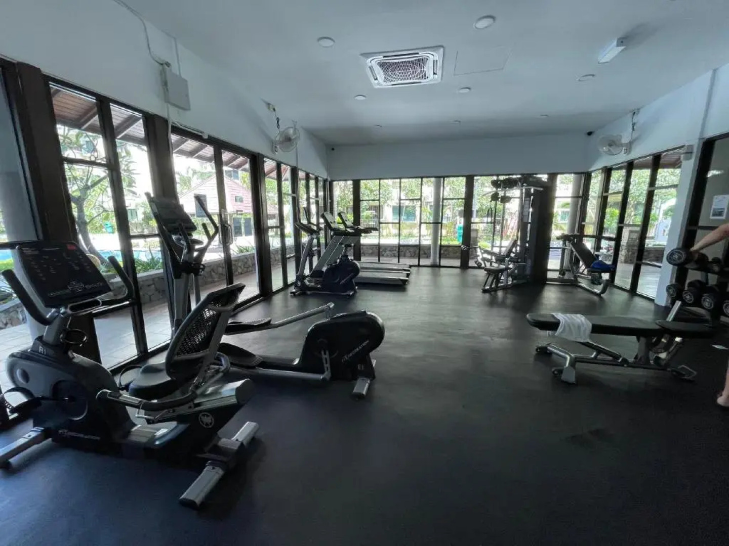 Homestay Aiyu @ Sek22 -Wifi/Netflix/Youtube/Aircon