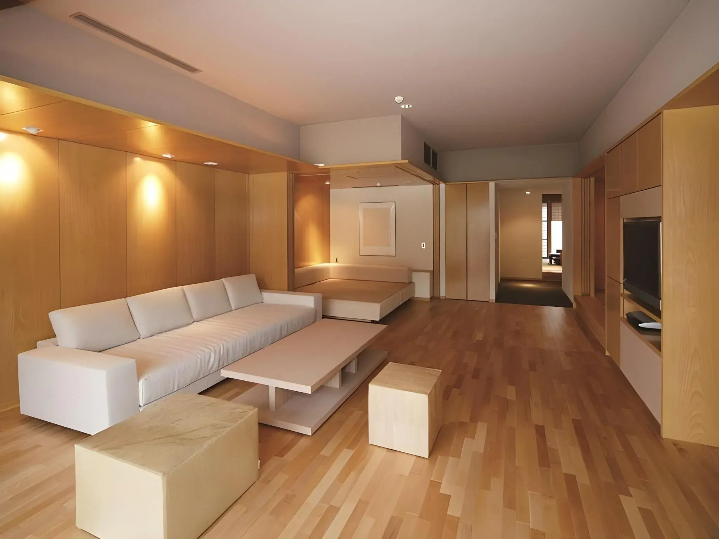 River Retreat GARAKU