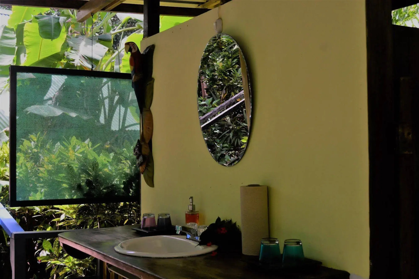 The Lookout Inn Lodge