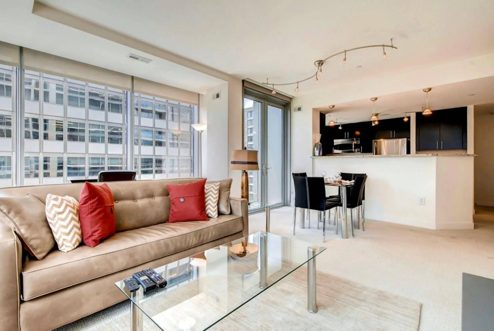 Global Luxury Suites at Crystal City