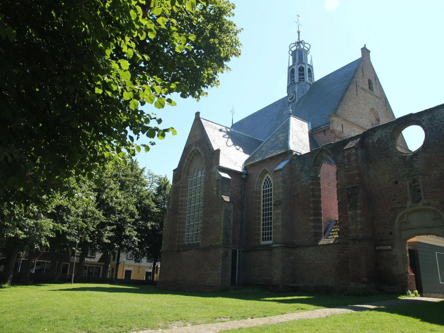 Spacious Apartment in Bergen aan Zee With Terrace