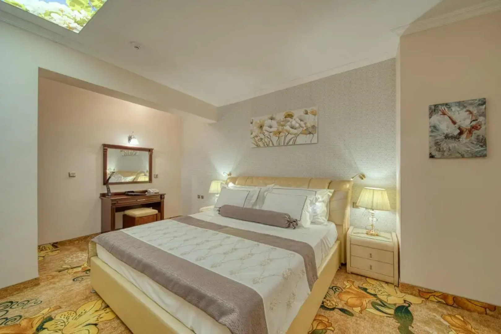 Residence Konstantina Palace