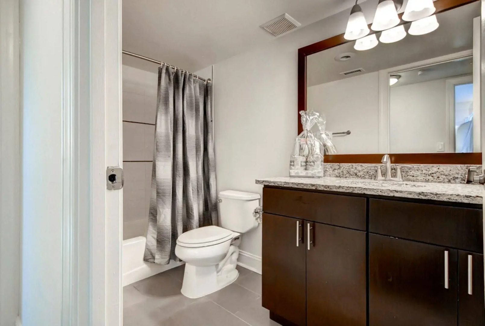 Global Luxury Suites at Castro Street