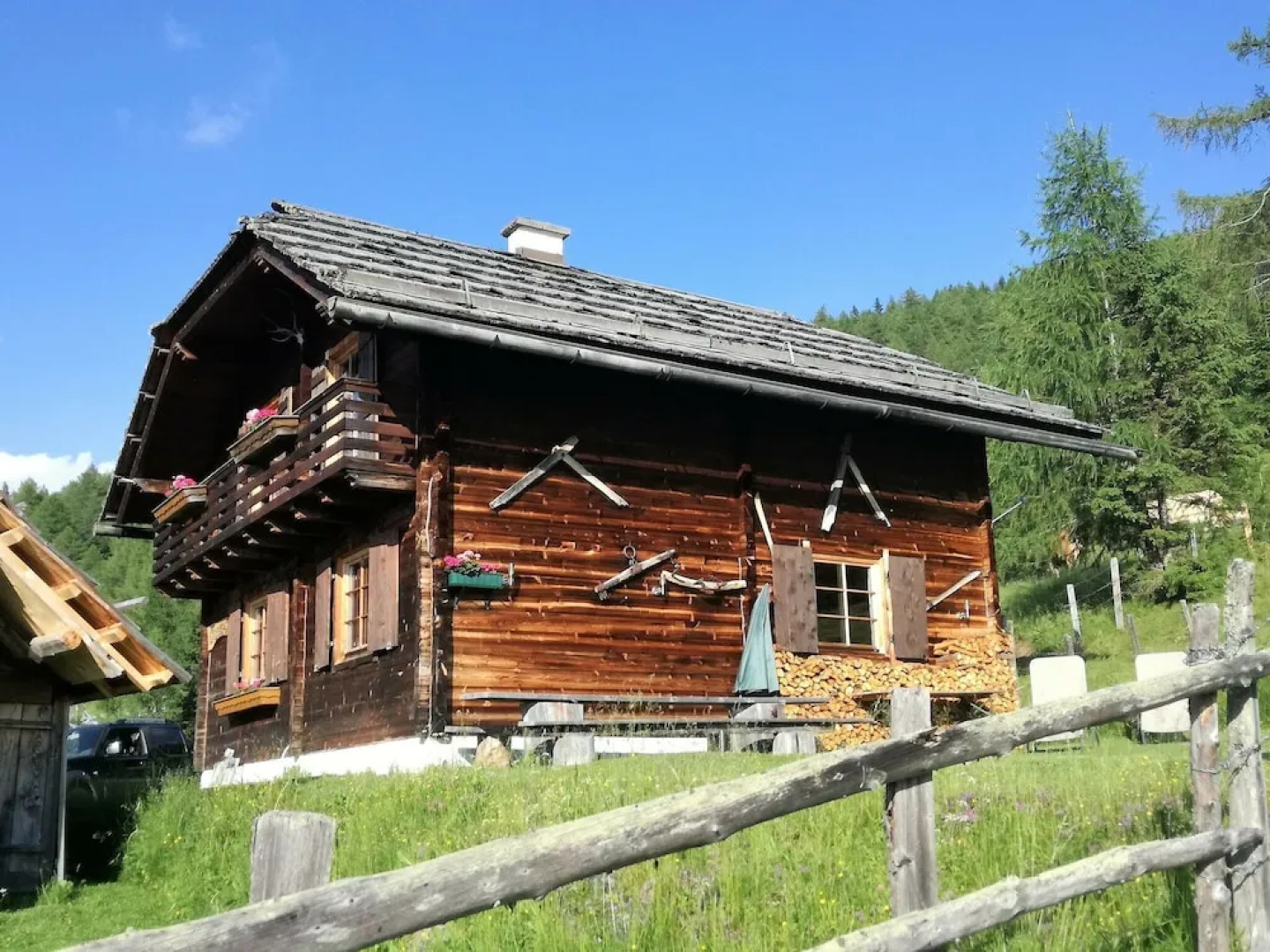 Alpine Chalet in Sankt Oswald near Ski Lift