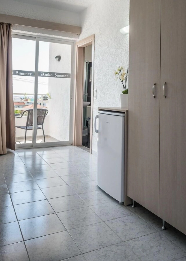 Essential Summer - Adults only