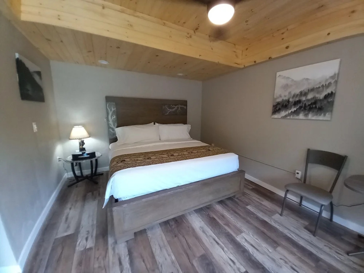 The Carter Lodge On The River