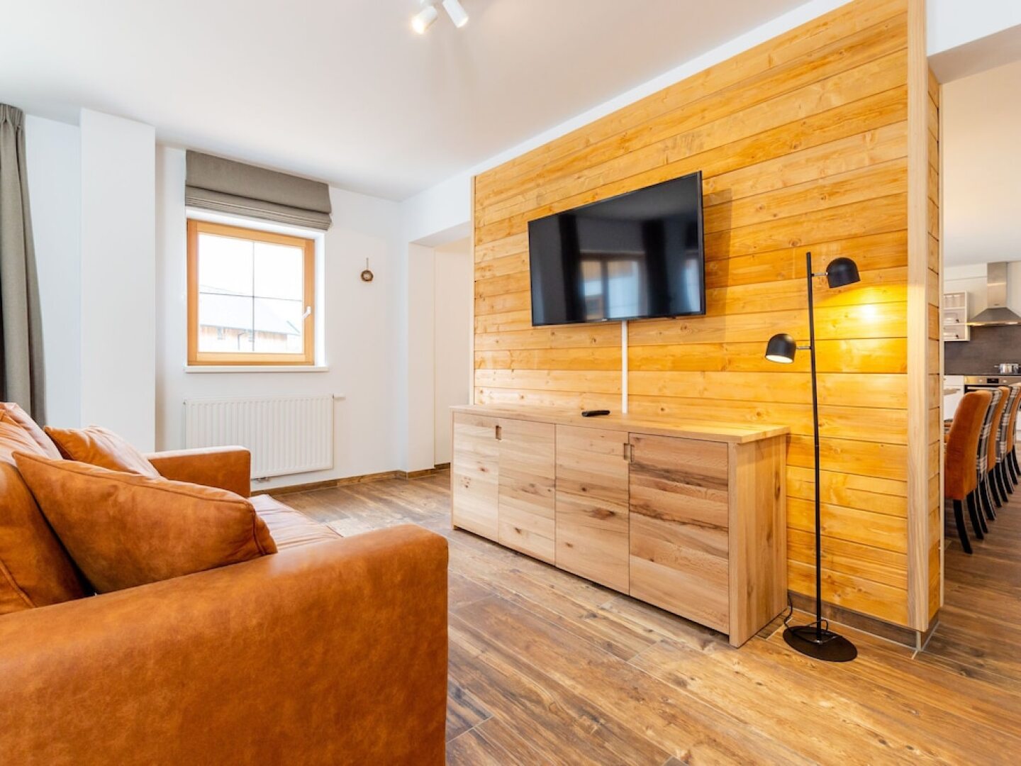 Luxurious Chalet in Obertraun With Pool