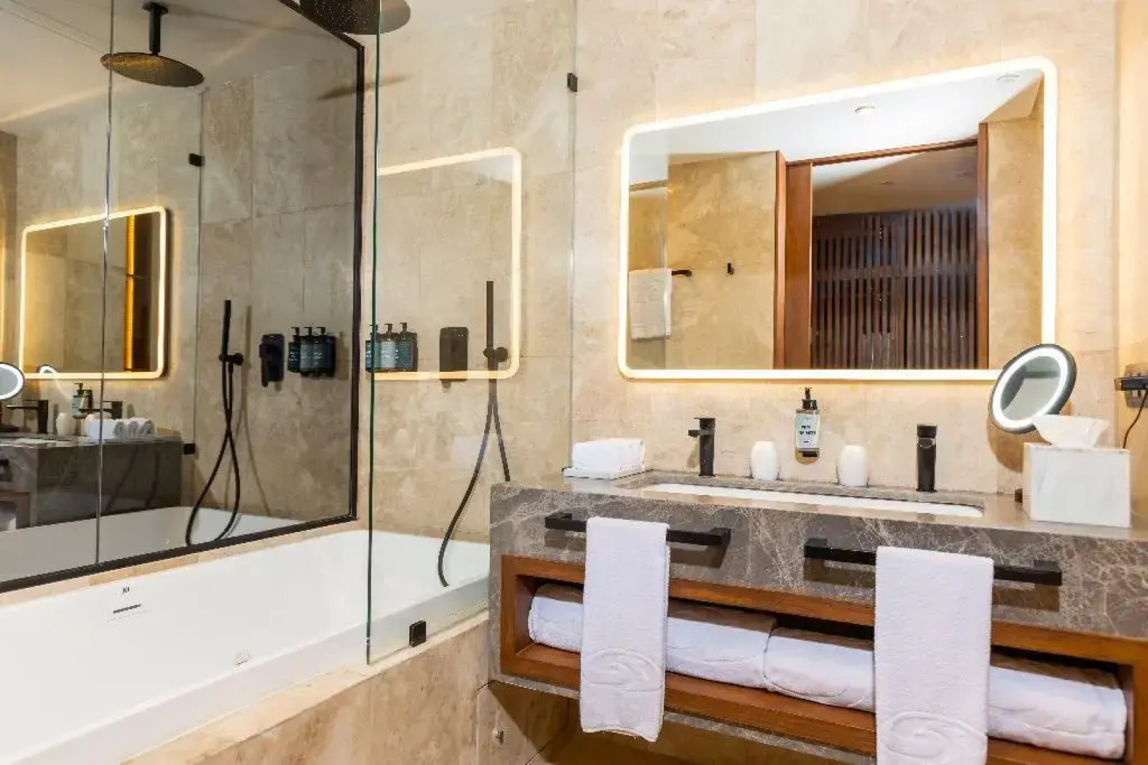 Family Selection At Grand Palladium Kantenah Resort & Spa - All Inclusive