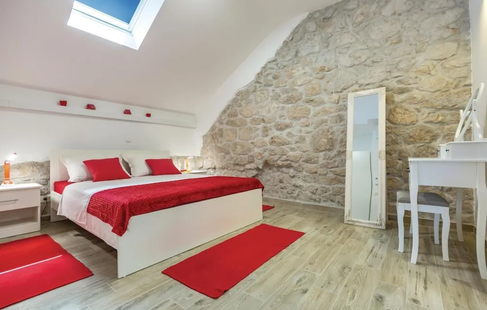 Amazing home in Ploce w/ WiFi and 3 Bedrooms