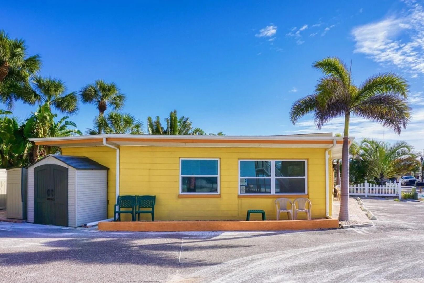 Misty Isles Redington Beachfront Suite 5