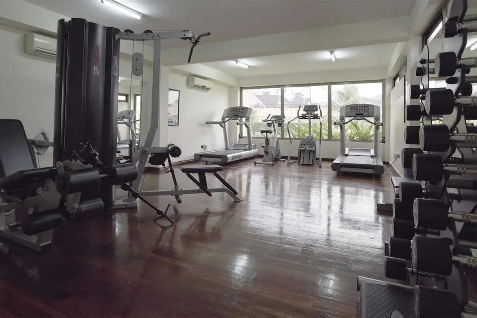 Oak Plaza Hotel - East Legon