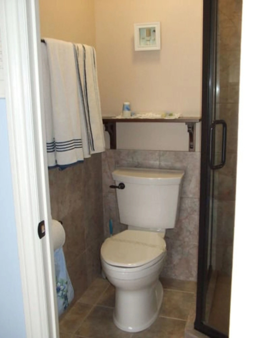 The Silk Pincushion - Easy access to downhill skiing