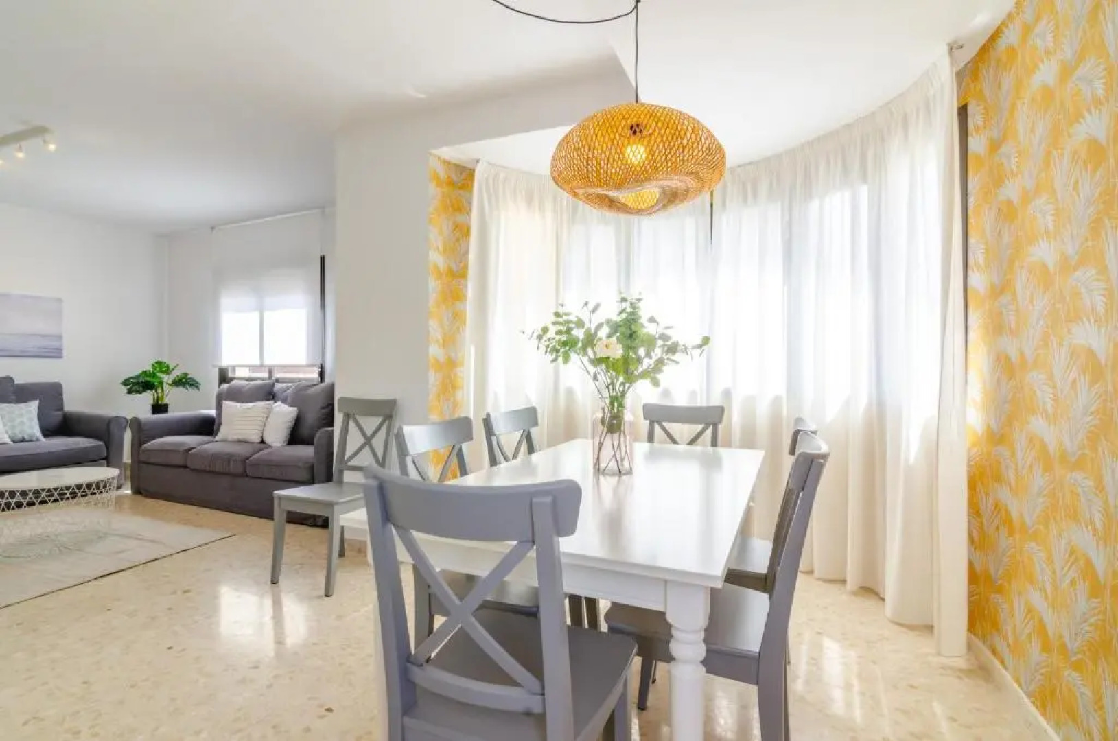 Del Parque Flats Candelaria Rincon