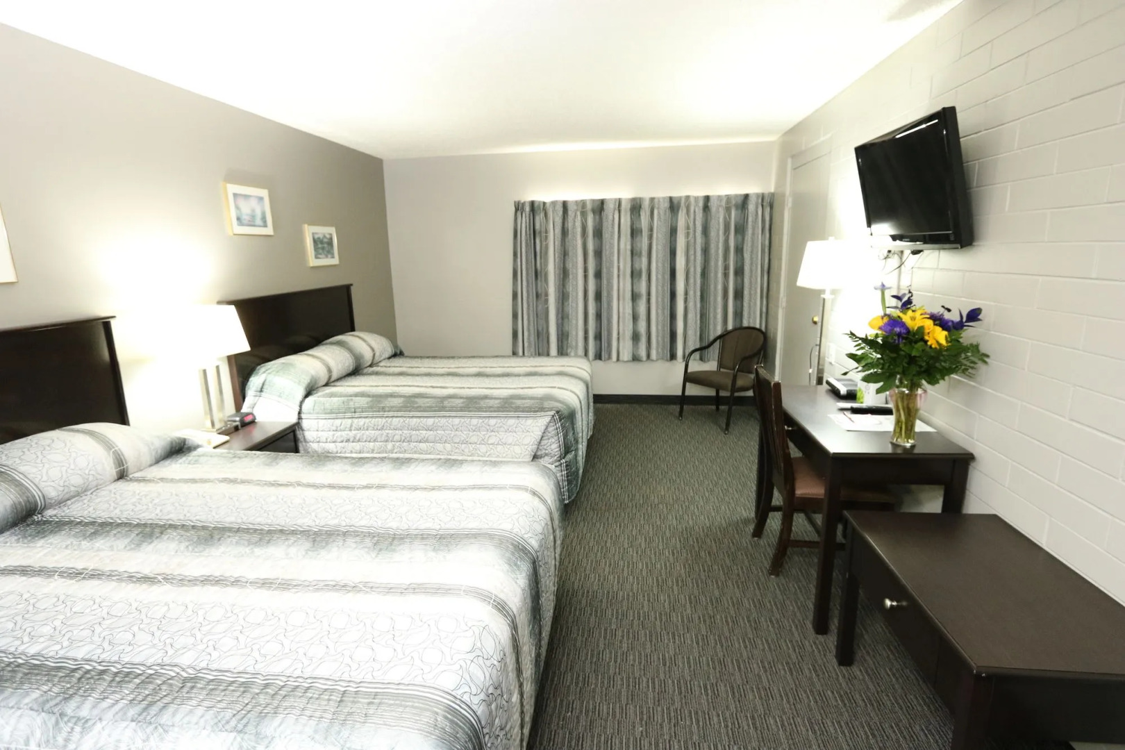 Travelodge by Wyndham Grande Prairie