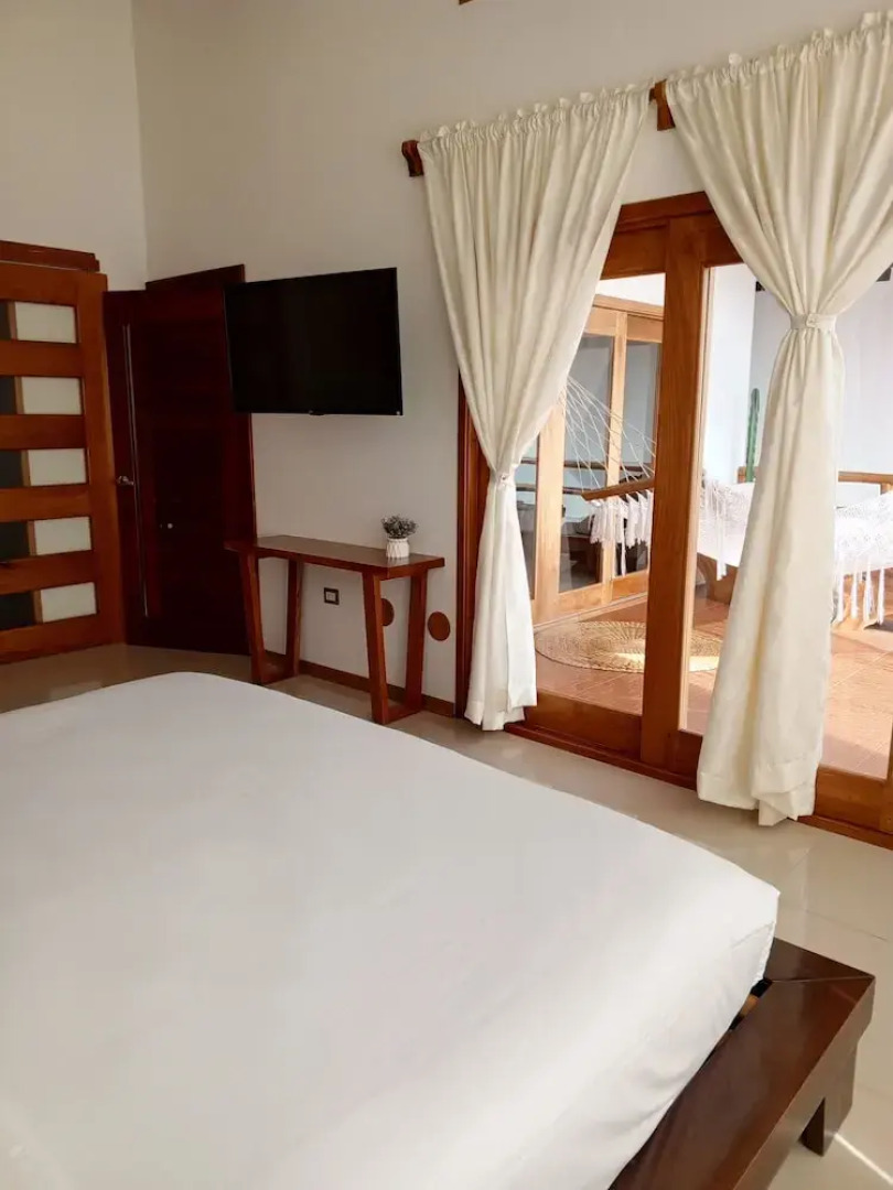 Galapagos Coliving Ecuador Casa Tuna