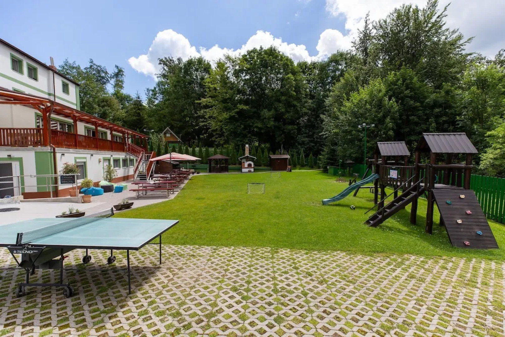 Fehér Sas Panzió és Étterem