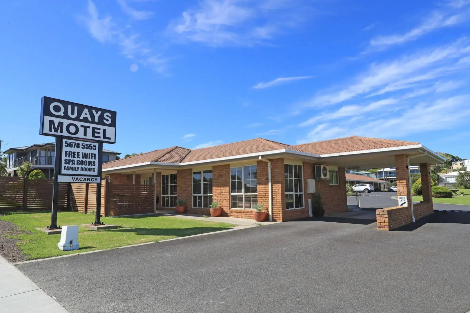 Quays Motel San Remo