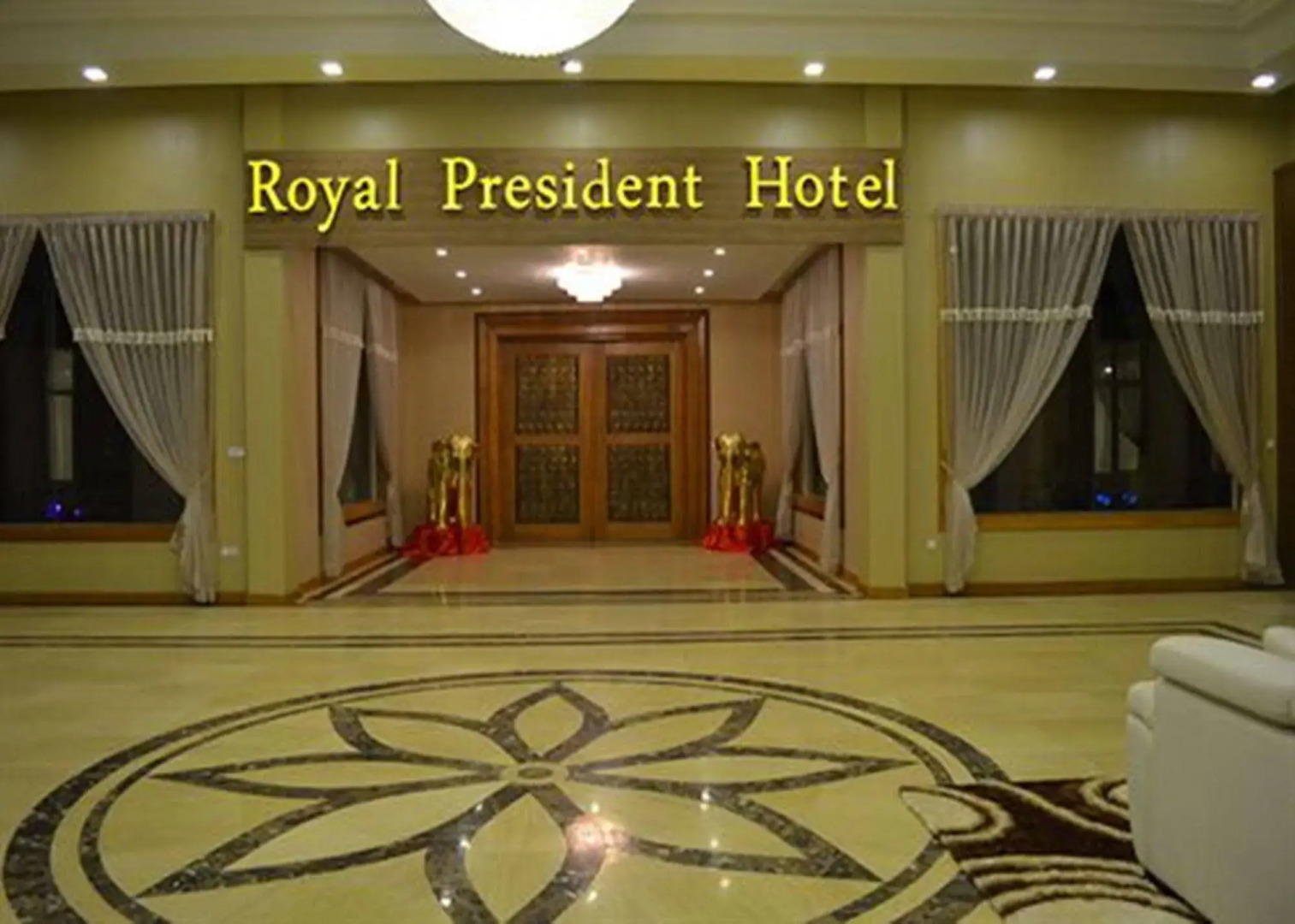 Royal President Hotel
