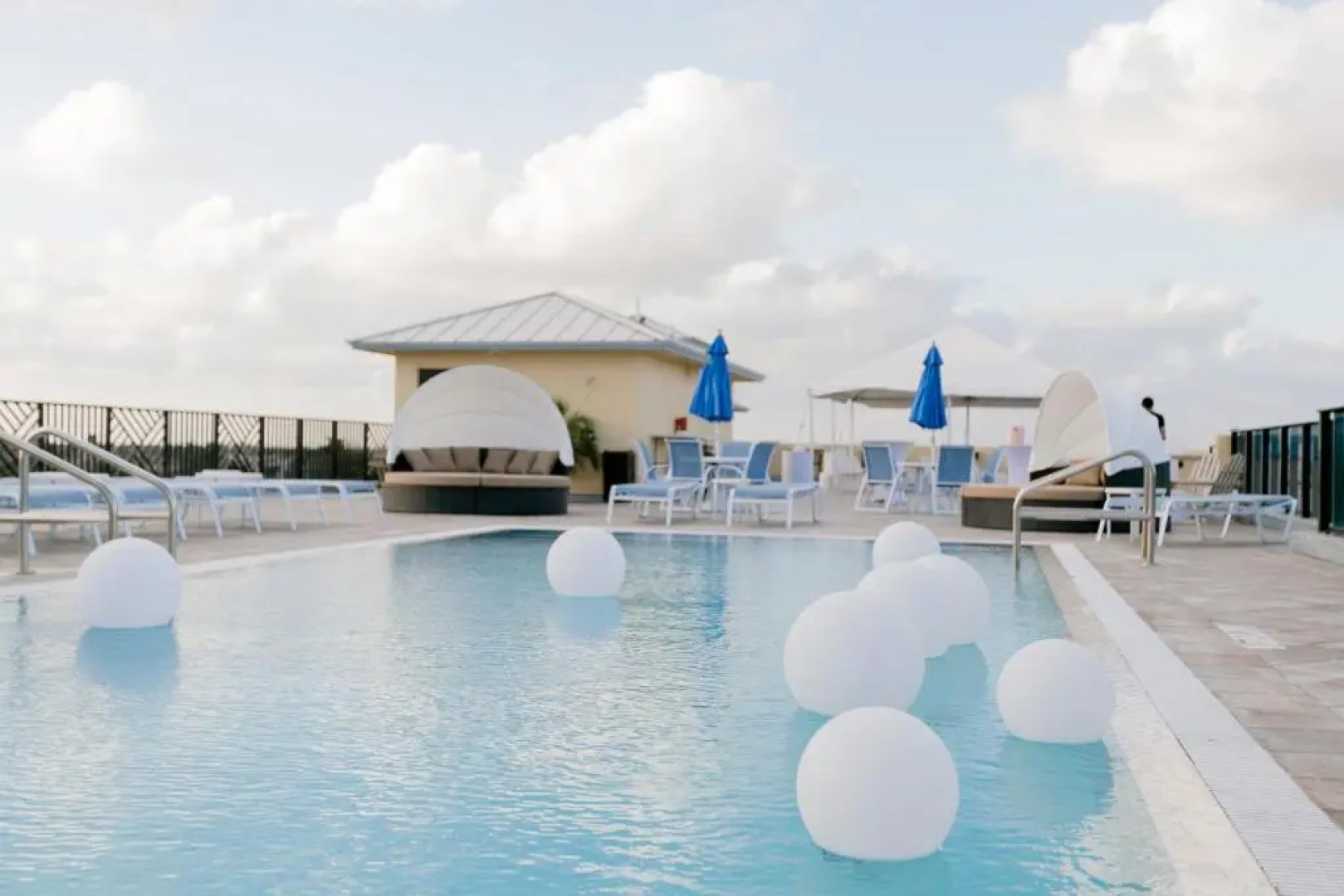 Vistalmar Beach Resort