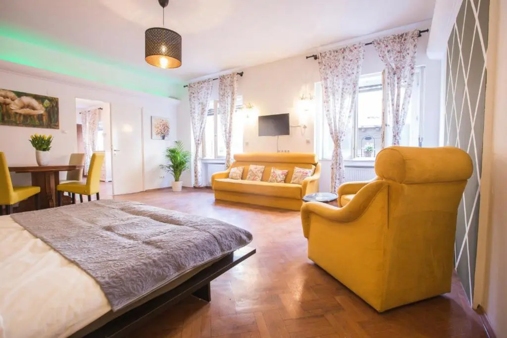 Color Apartments Nicolae Tonitza St