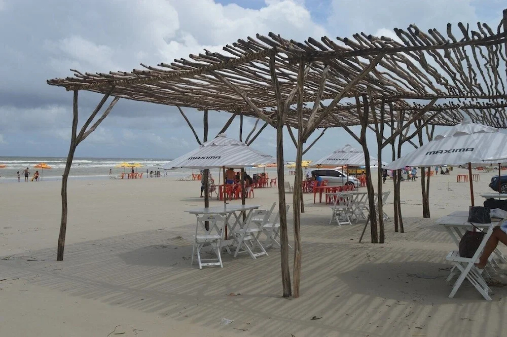 Casa em condomínio com Sauna e Piscina