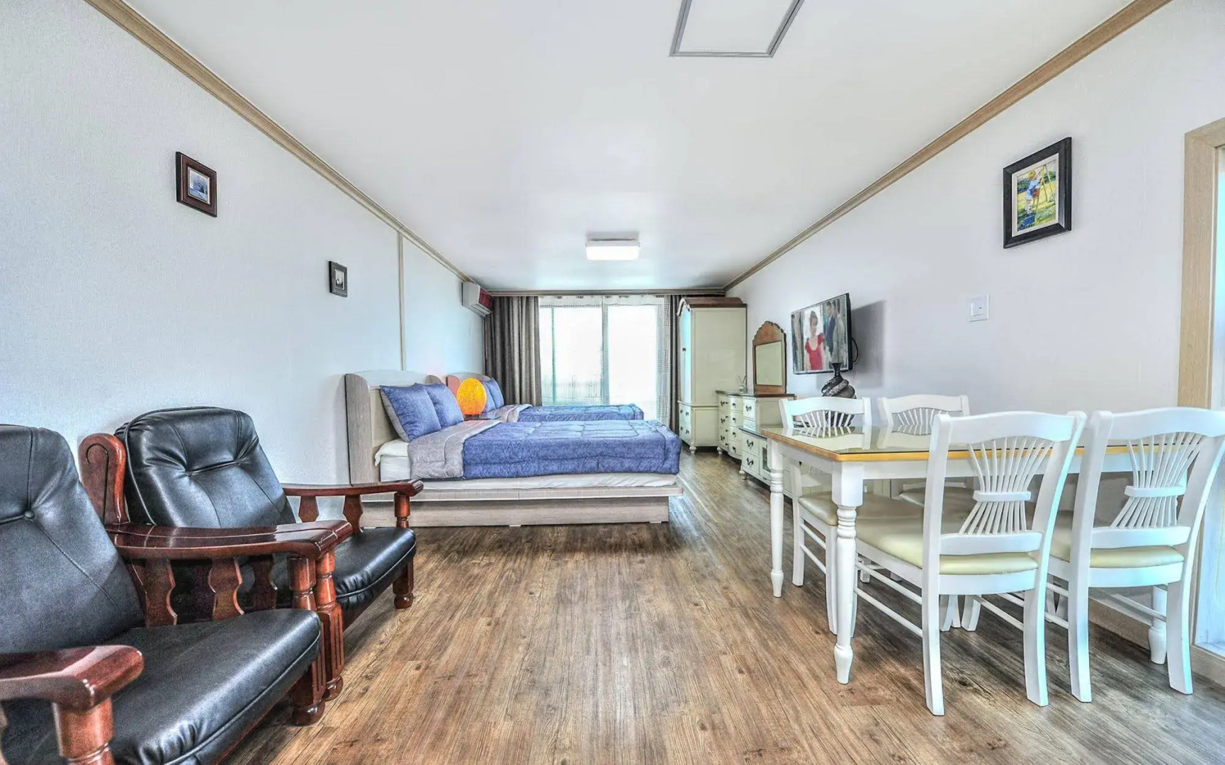 Sokcho Esher House Pension