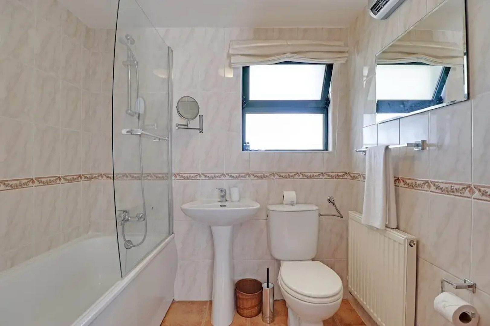 Algarve Country Villa with Pool by Homing