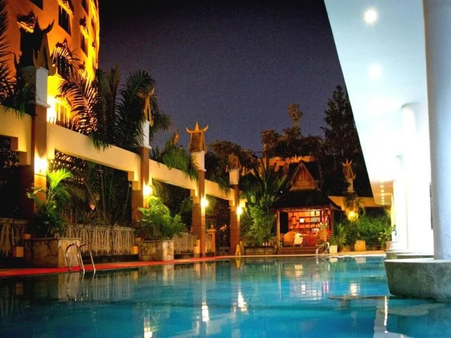 King Land Hotel