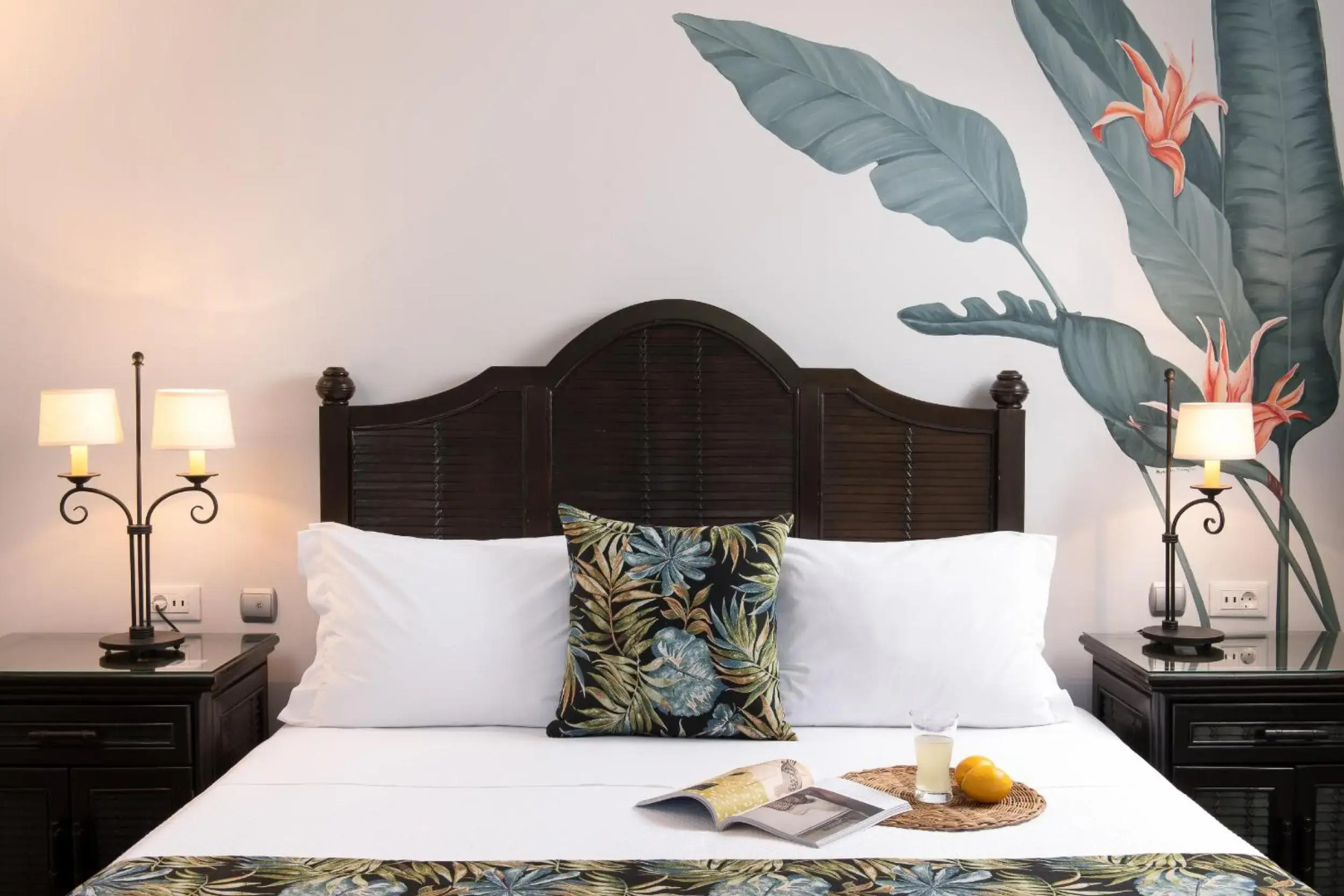 Porto Kea Suites