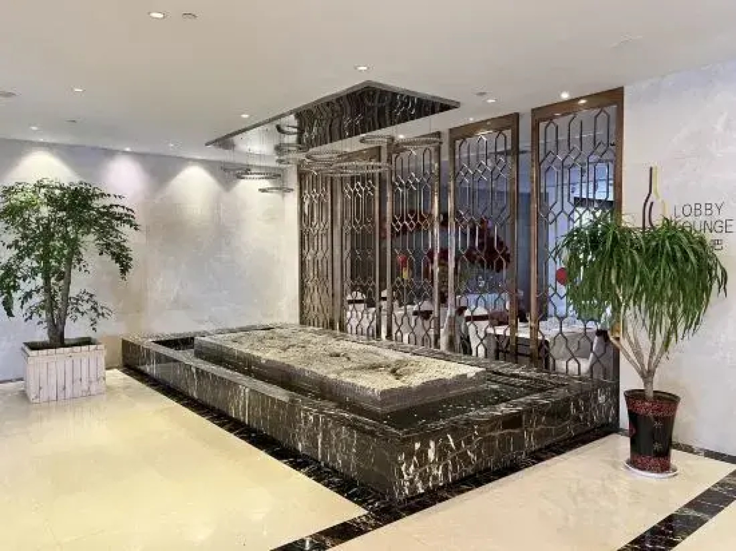 Wangwushan Hotel (Xinyao City Plaza Branch of Jiyuan Railway Station)