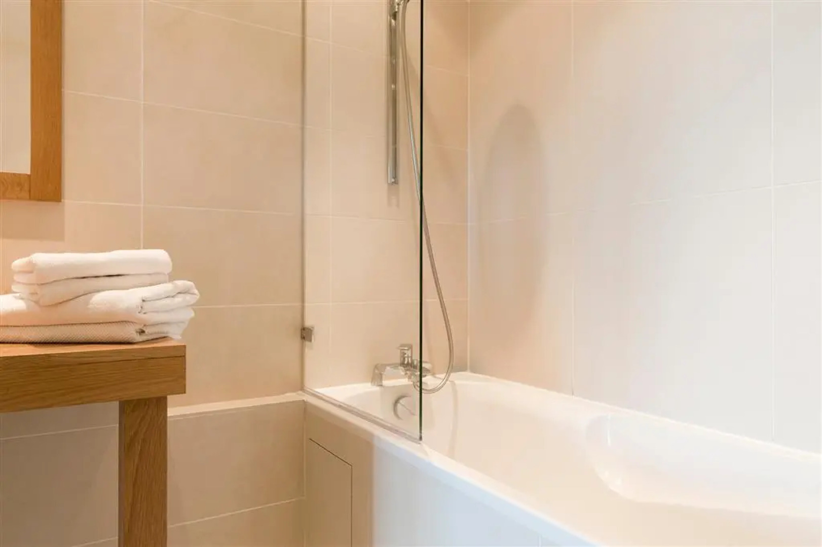 Château de Perreux, The Originals Collection