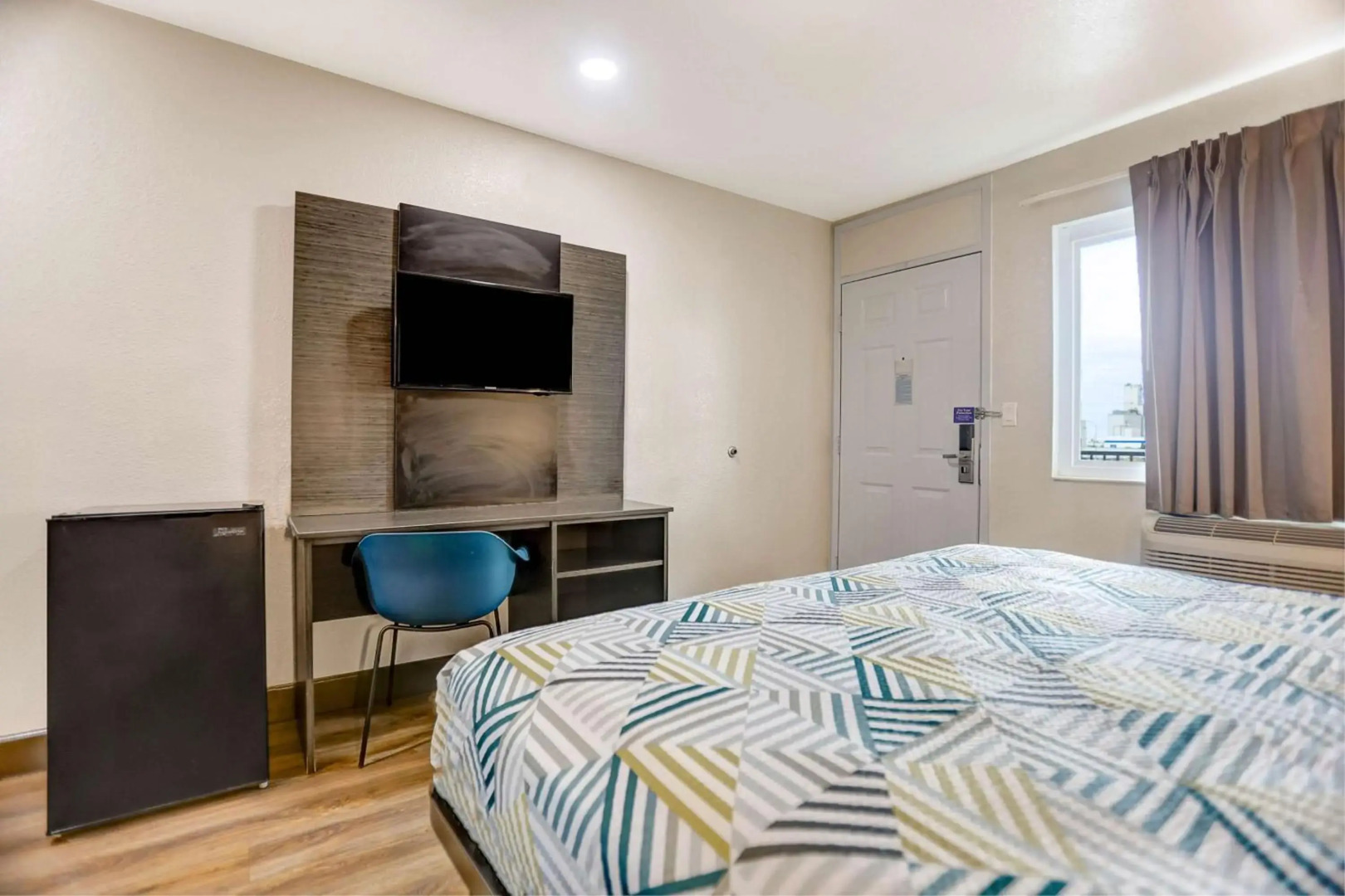 Motel 6 San Bernardino, CA - South