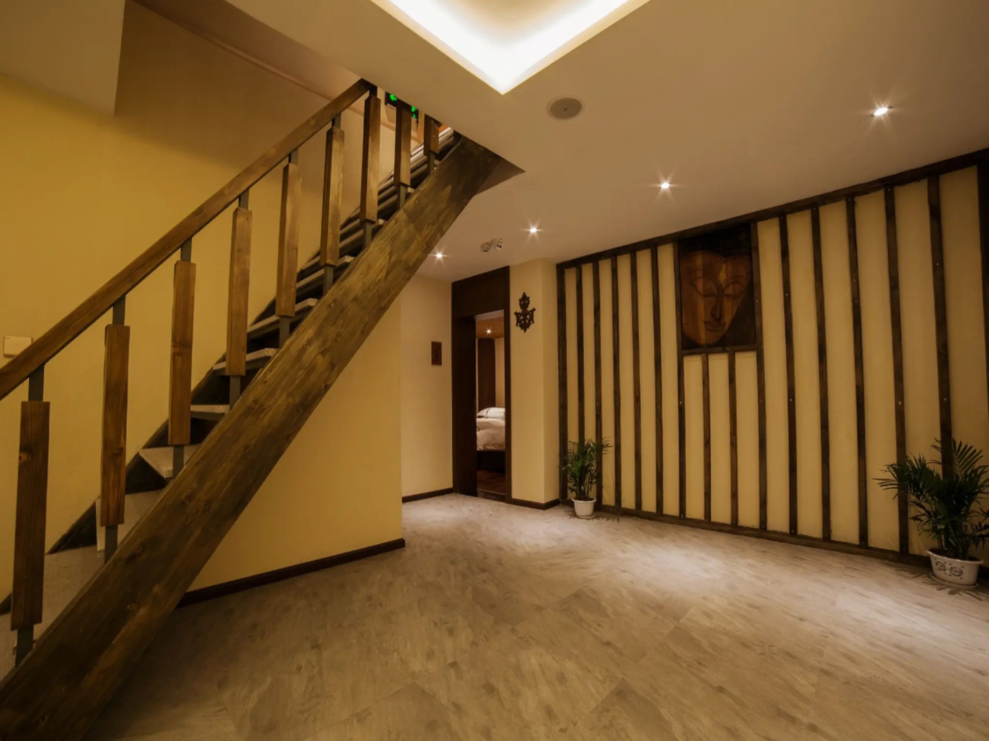 Blossom Dynasty Inn