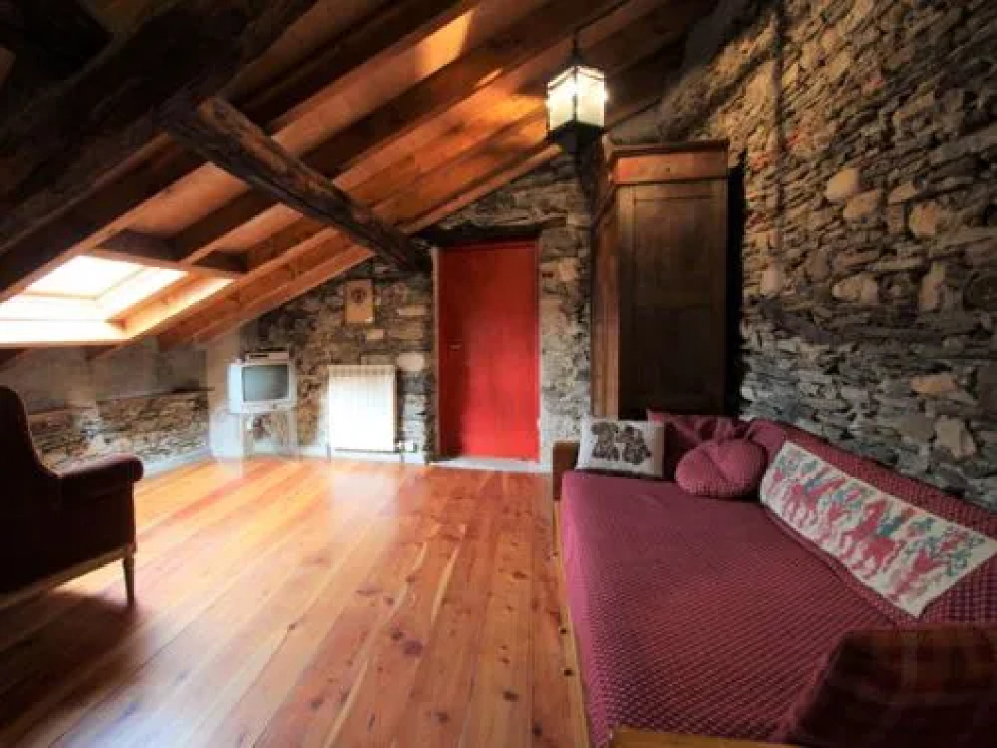 House Annalina Castelveccana