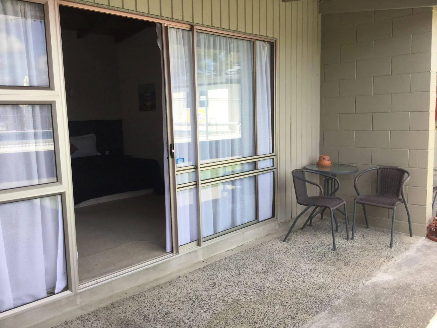 Thornton Lodge Motel