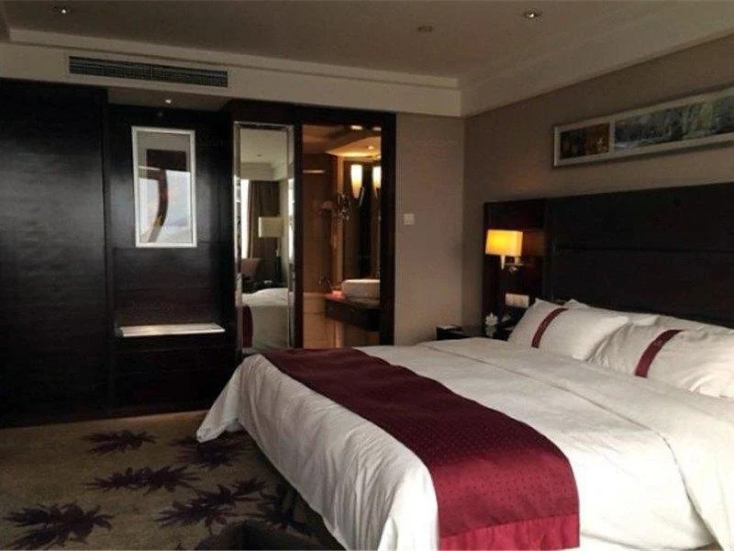 Fuhong International Hotel