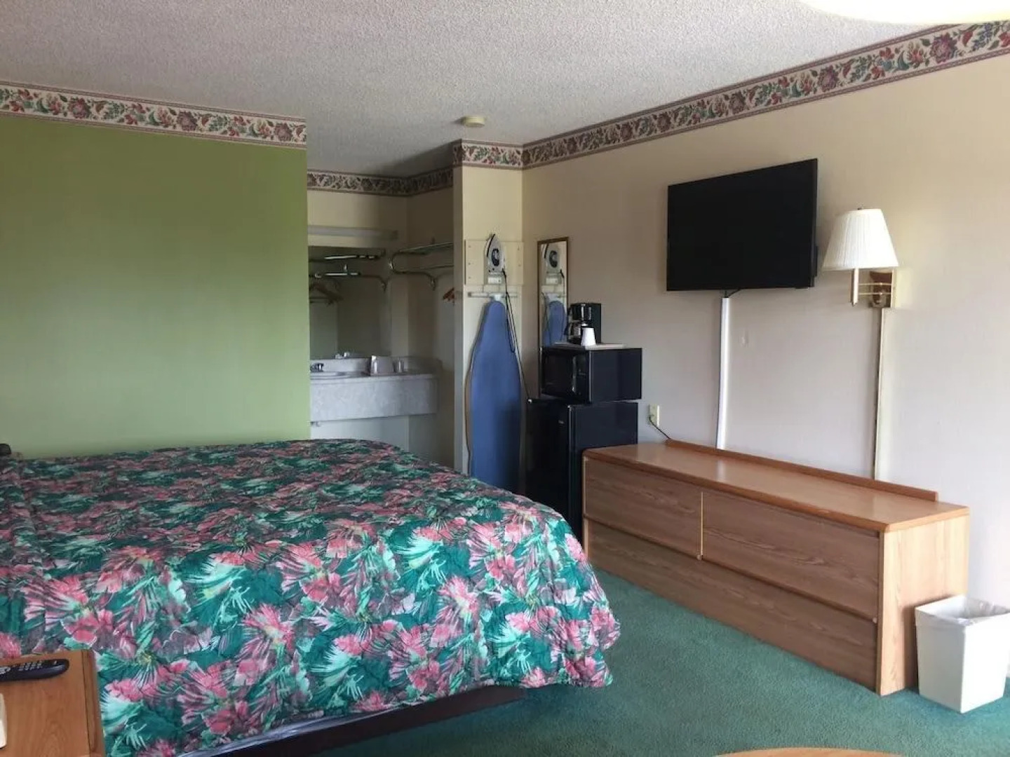 Western Motel of Camilla