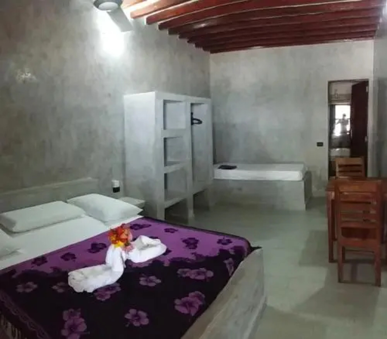 White Dream Lodge & Restaurant