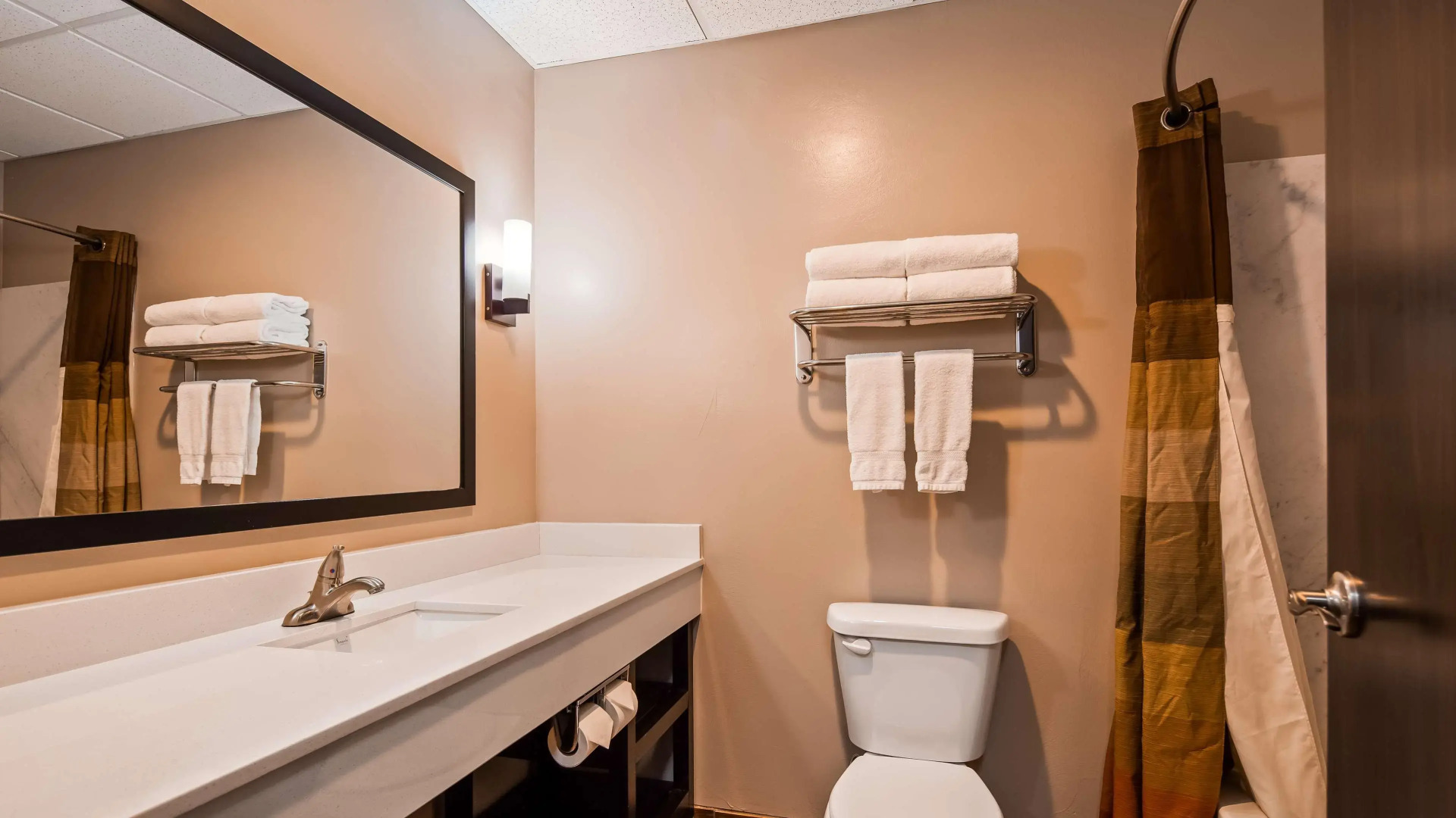 Best Western Plus Zion West Hotel