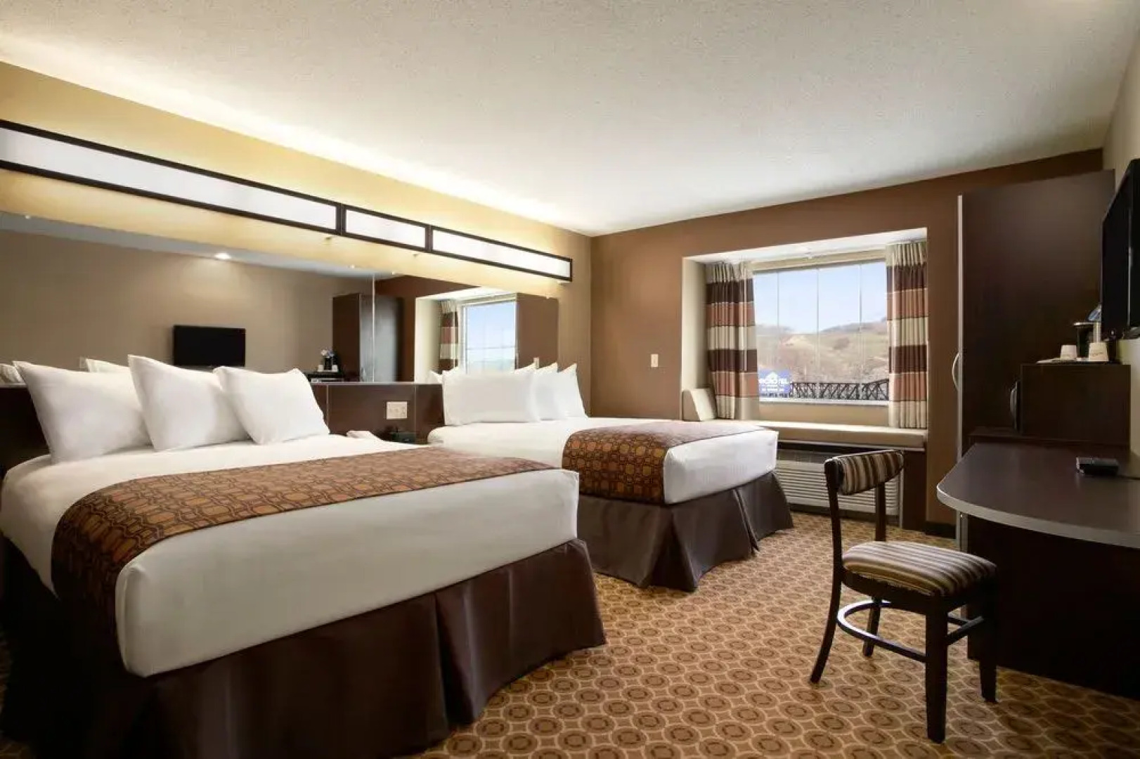 Microtel Inn & Suites by Wyndham Steubenville