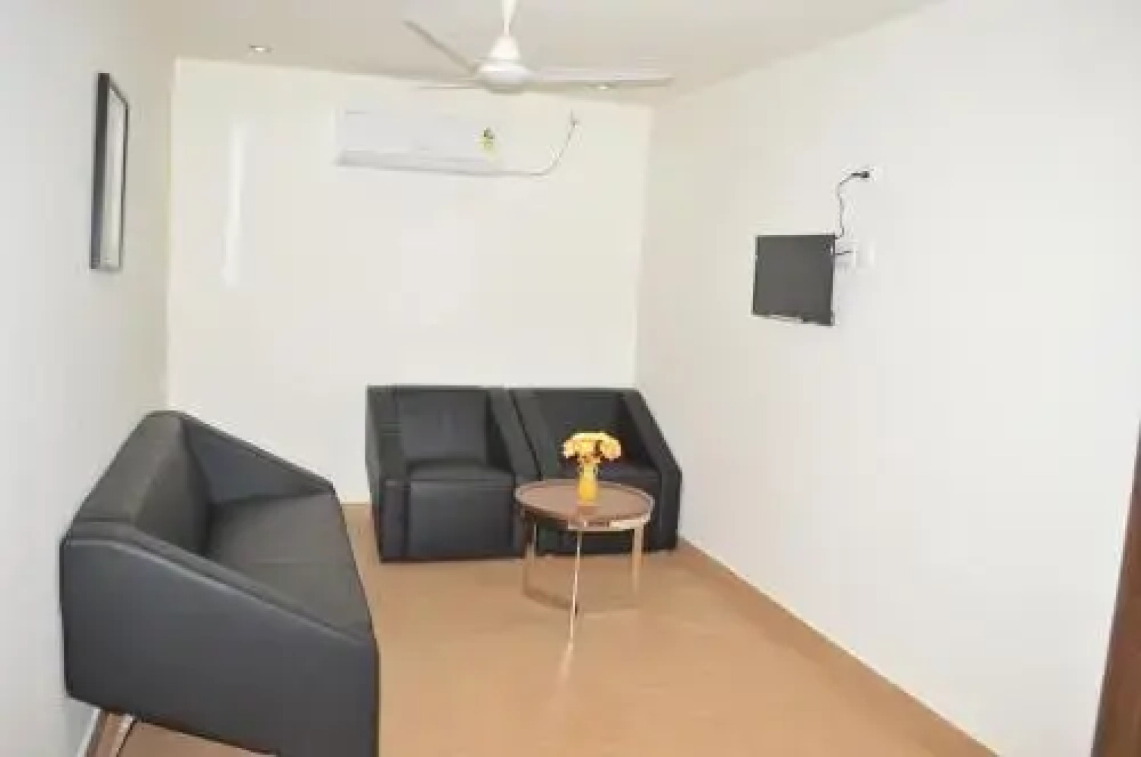 Hotel Vrindavan Palace