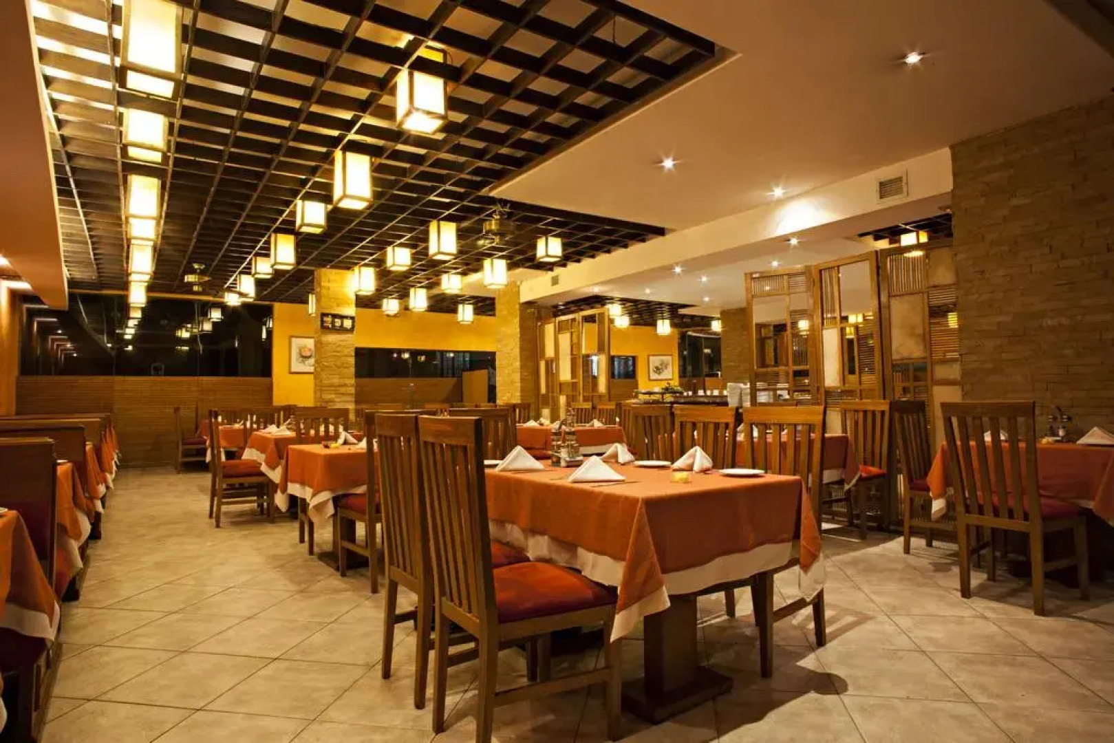 Camino Real Aparthotel, Downtown