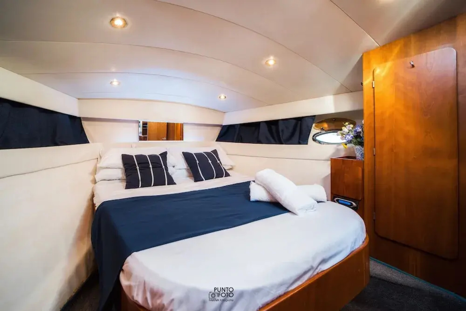 Lullaby boat&breakfast