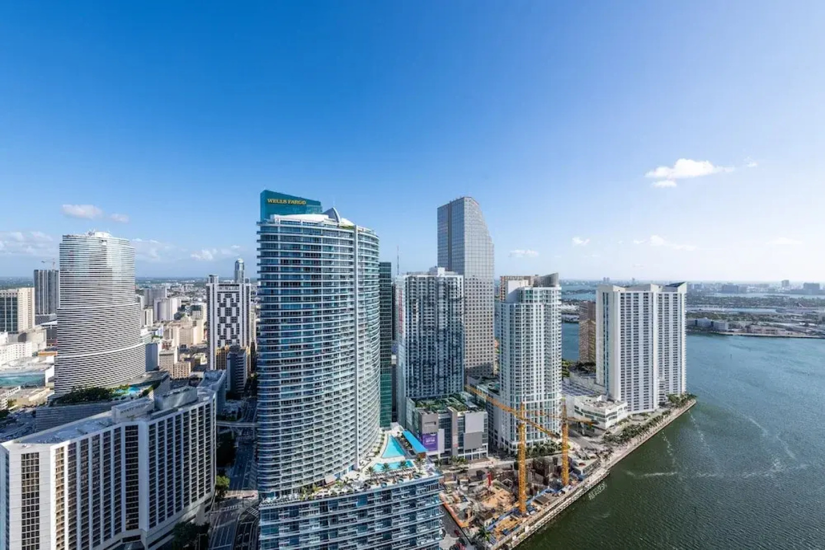 Iconbrickell 4704