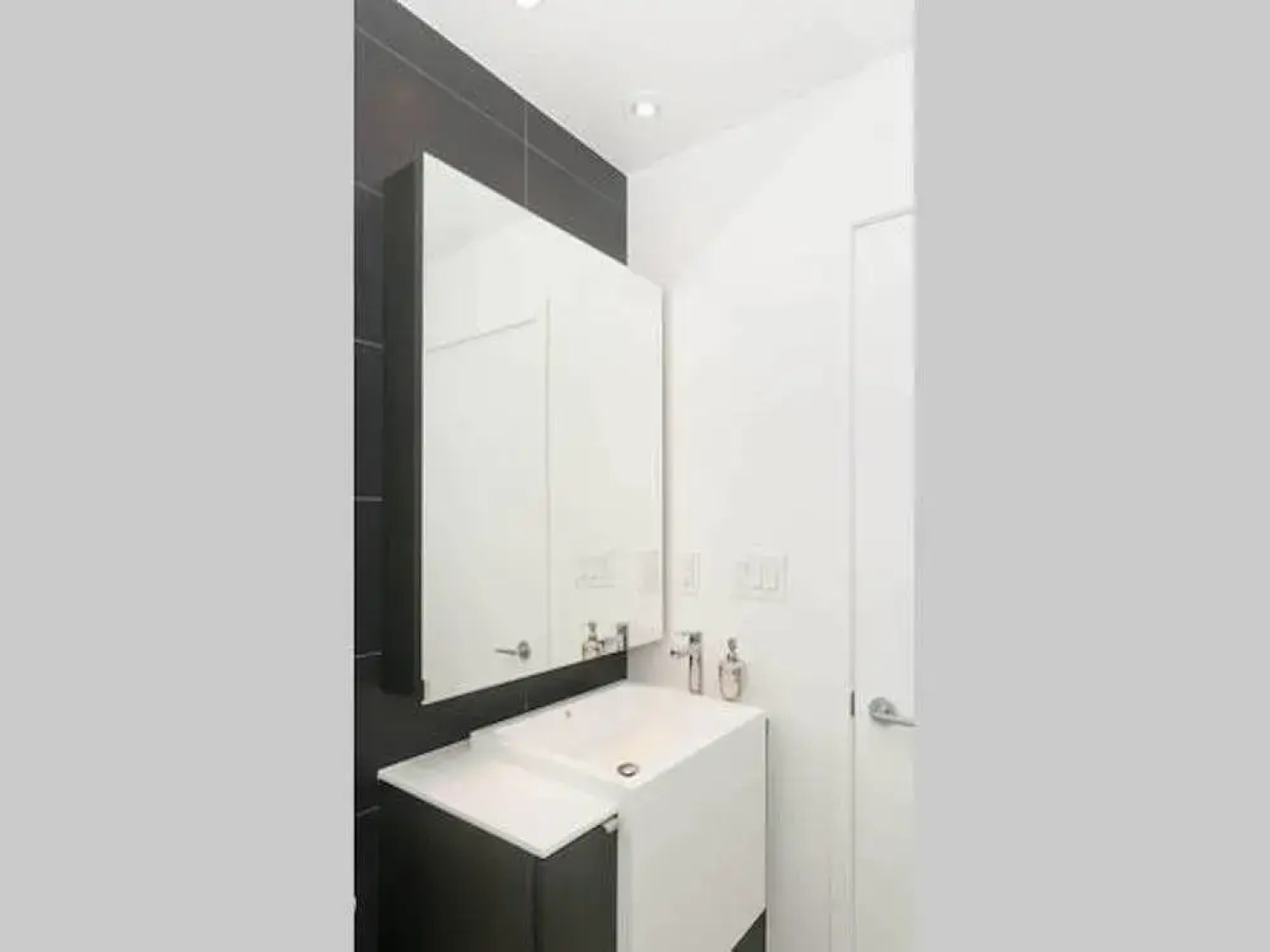 A&A Suites in the heart of Downtown Toronto