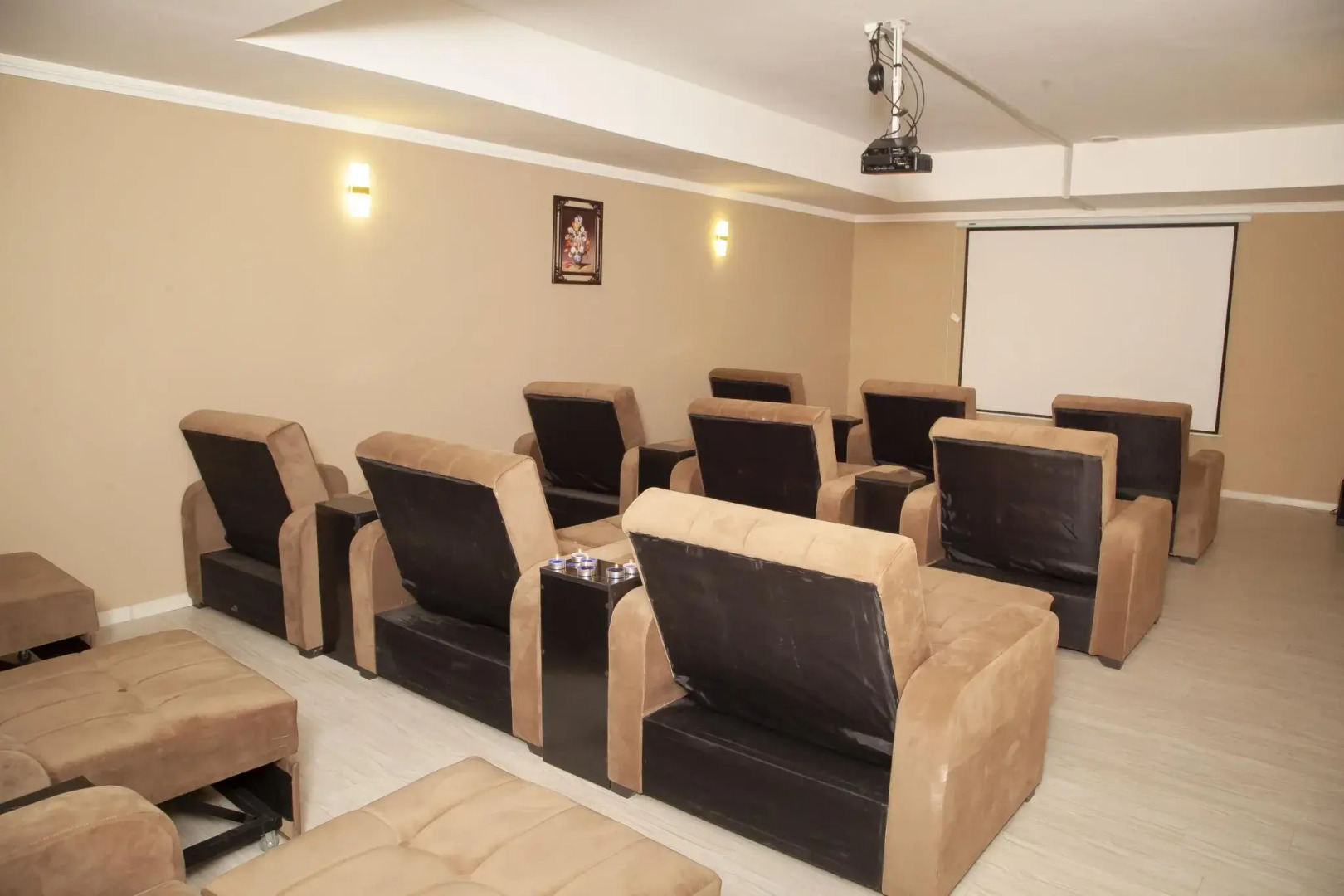 Отель Mira Stay