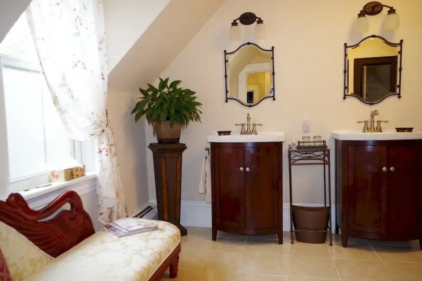 Quartermain House Bed & Breakfast