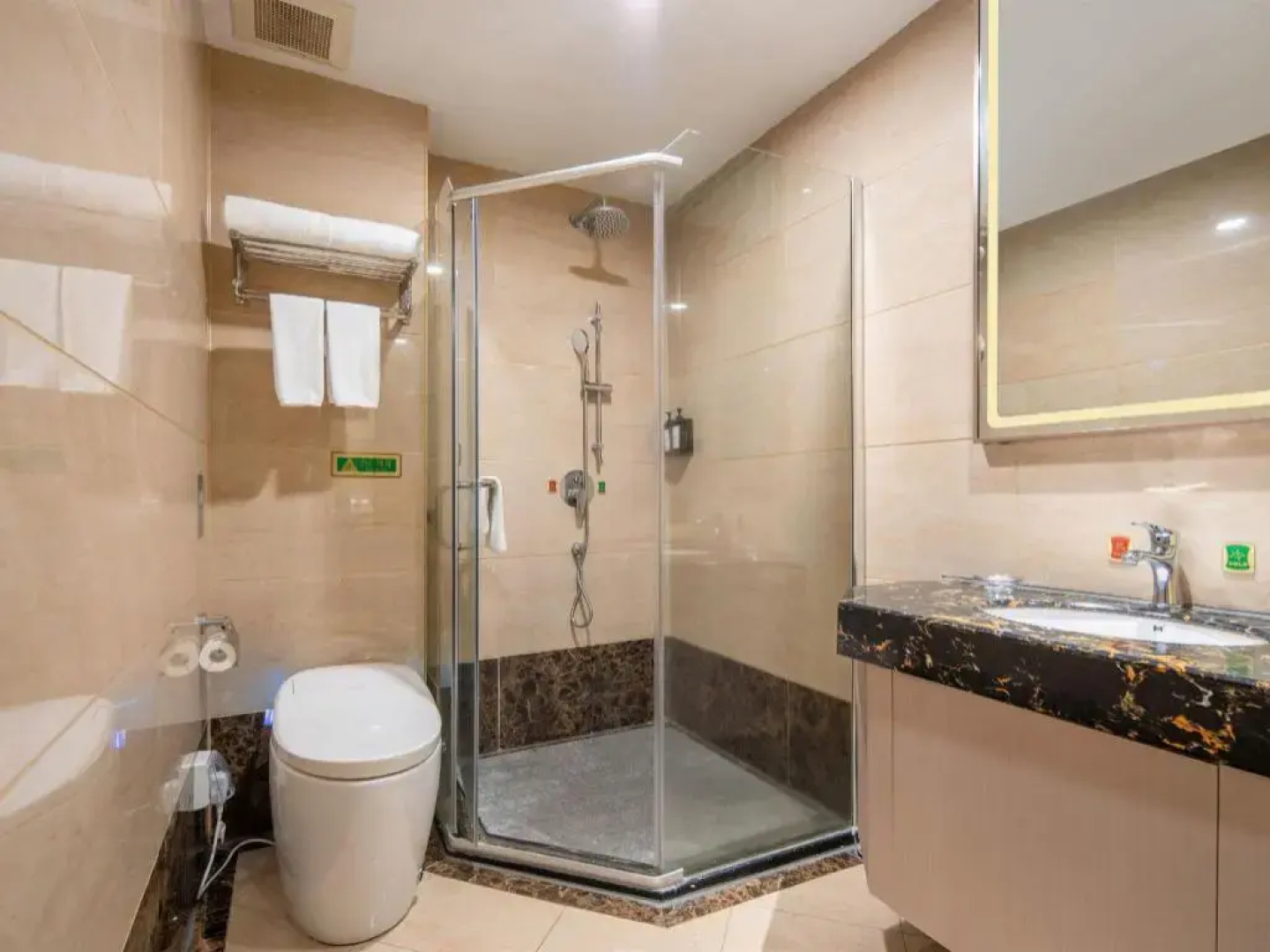 Vienna International Hotel Jieyang Chaoshan Airport Branch