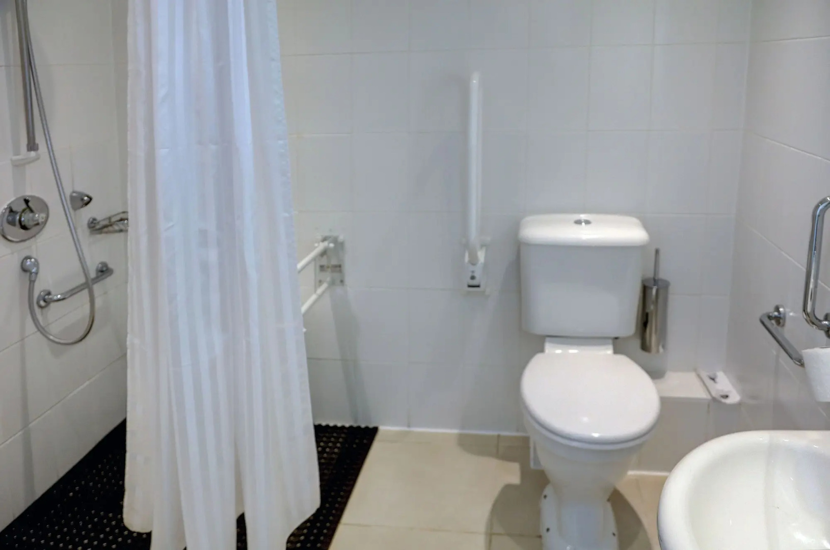 The Norfolk Royale Hotel